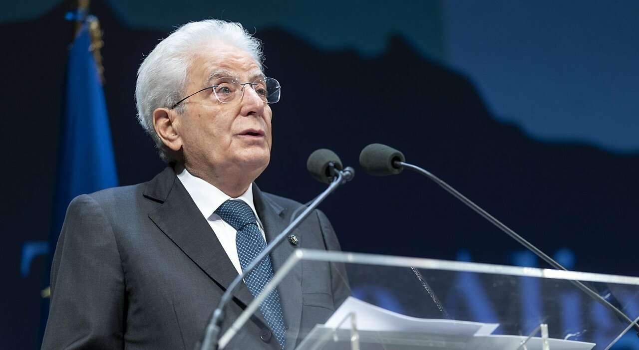 Mattarella al meeting Cl: “La pace è il necessario orizzonte per la convivenza democratica”