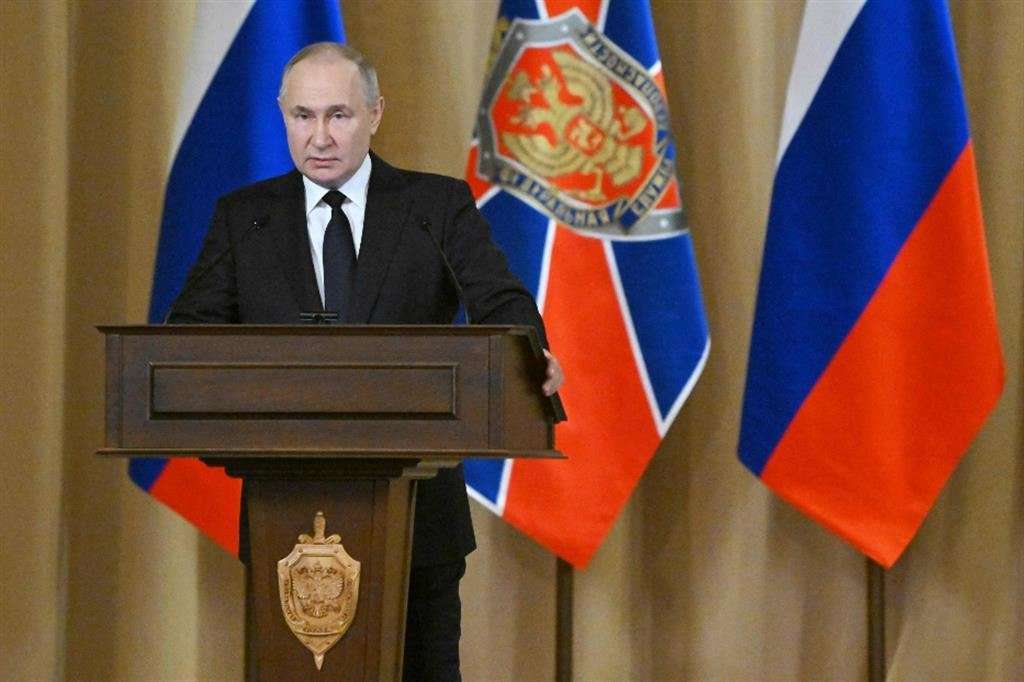 Putin ammette: “L’attacco al Crocus è opera di islamisti radicali”