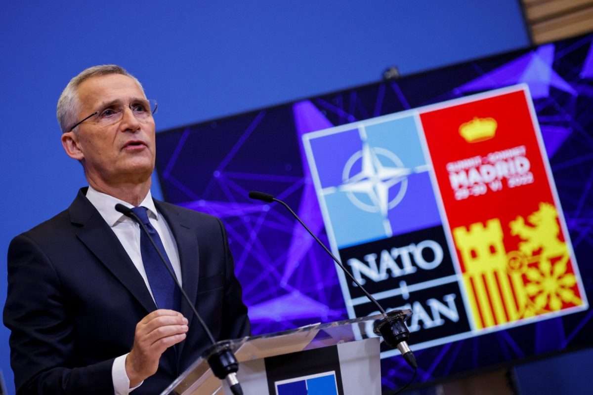Nato, sale a 300mila il numero di militari della forza di risposta rapida