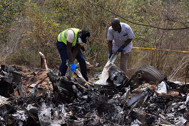 Disastro aereo in Kenya, elicottero precipita durante un safari: sette morti
