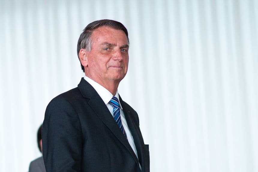 Brasile, Flavio Bolsonaro candidato alla presidenza: sarà la sfida con Lula