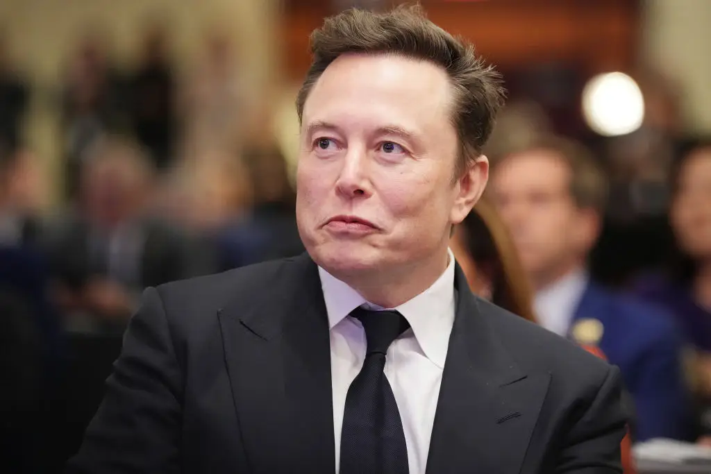 Tesla, Musk alla ricerca di talenti in Italia: facciamo chiarezza