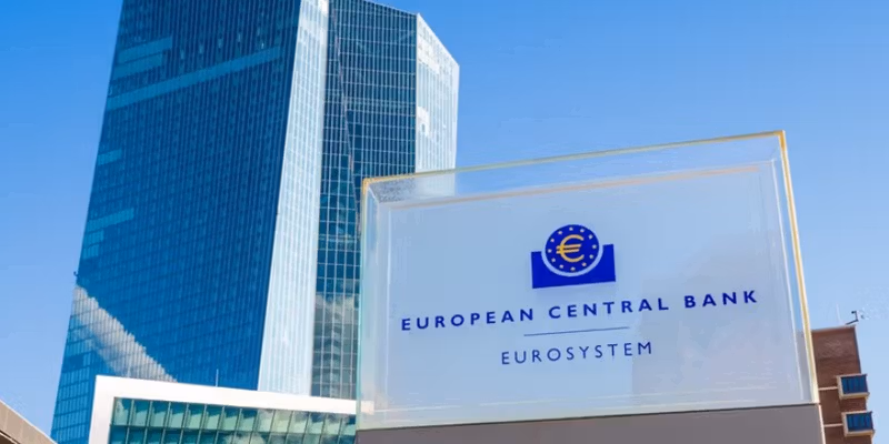 BCE: "inflazione ben sopra il 2% fino a metà 2027"