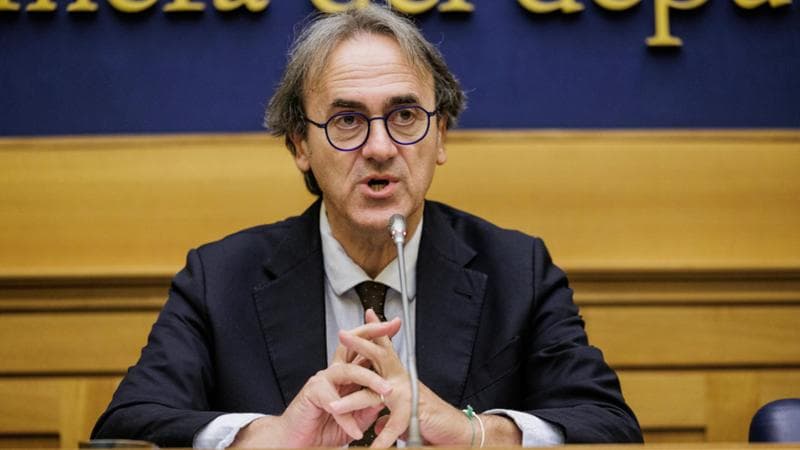 Bonelli contro lo sconto Eni sulle bollette: «Una beffa, risparmio reale di 2 euro»