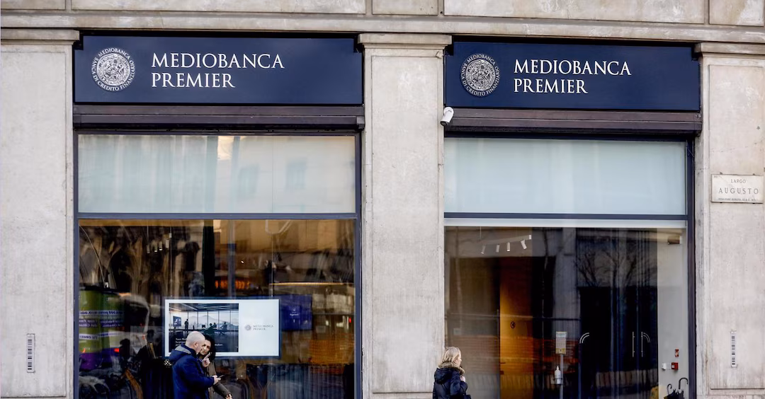 Mediobanca chiude un semestre da record: utile a 711 milioni e ricavi vicini ai 2 miliardi
