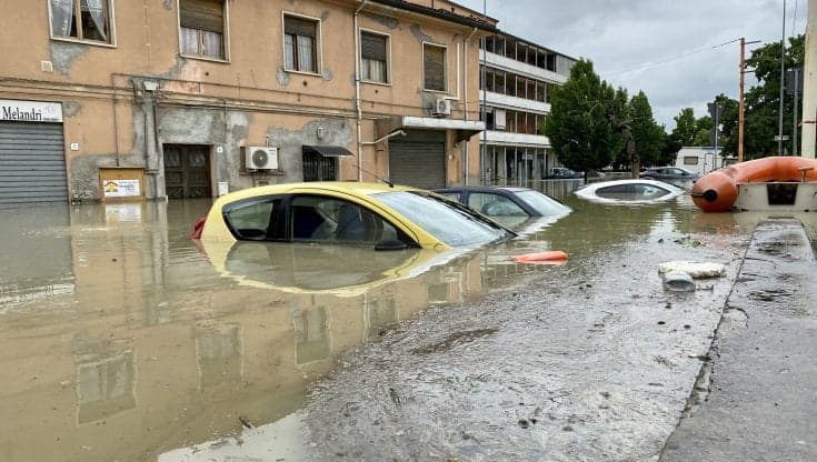 Alluvione a bologna, trovato il corpo senza vita di un vent'enne