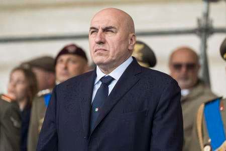 Ucraina, Crosetto a Macron: “L’ Italia continuerà a sostenere l’Ucraina ma è escluso l’invio di truppe”