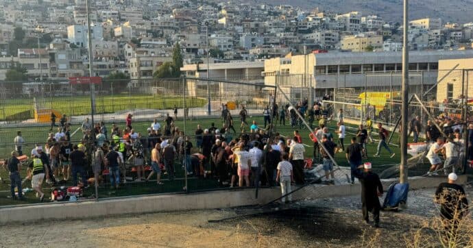Razzo su un campo di calcio in Golan, morti 12 ragazzi: accuse su Hezbollah che nega