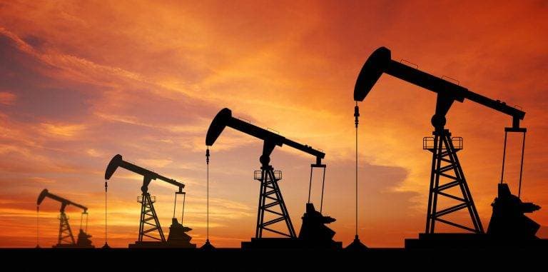 L’Opec aumenta la produzione: più barili da luglio, ma il fronte interno si divide