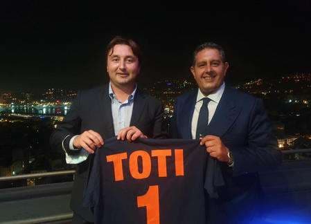 Arresto di Toti, le reazioni: Nordio: “Strani i tempi della misura cautelare”; Crosetto: “Fatico a capire”