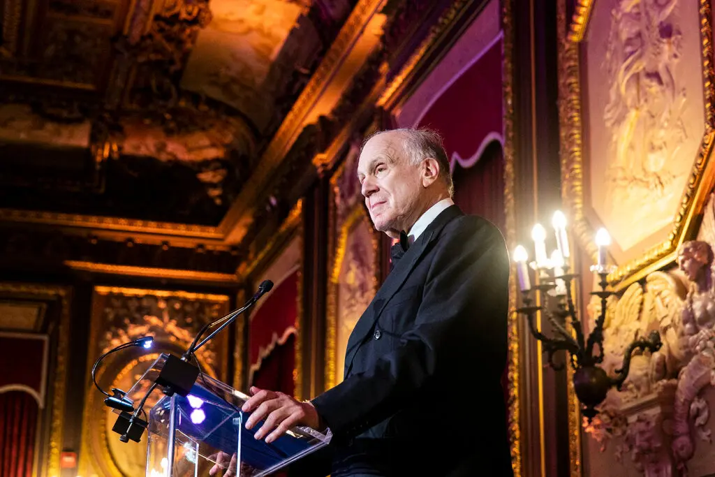 Il miliardario Ronald Lauder chiude i rubinetti alla politica, stop ai finanziamenti al Gop