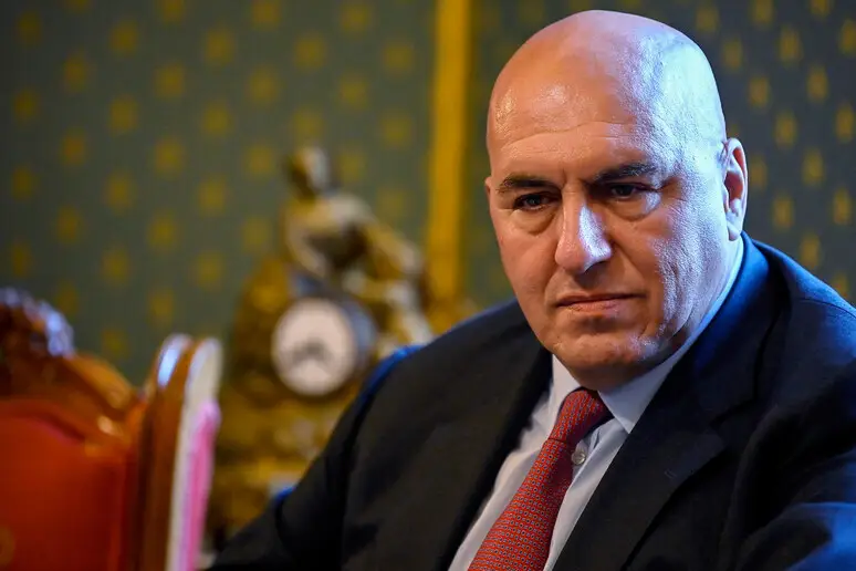 La truffa del finto Crosetto, il ministro sporgerà denuncia