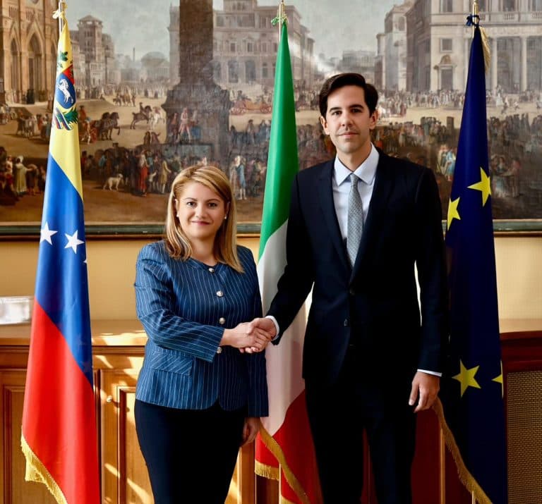 Italia-Cile, asse industriale su energia e infrastrutture: la missione di Tripodi a Santiagoni a quota 11 miliardi.