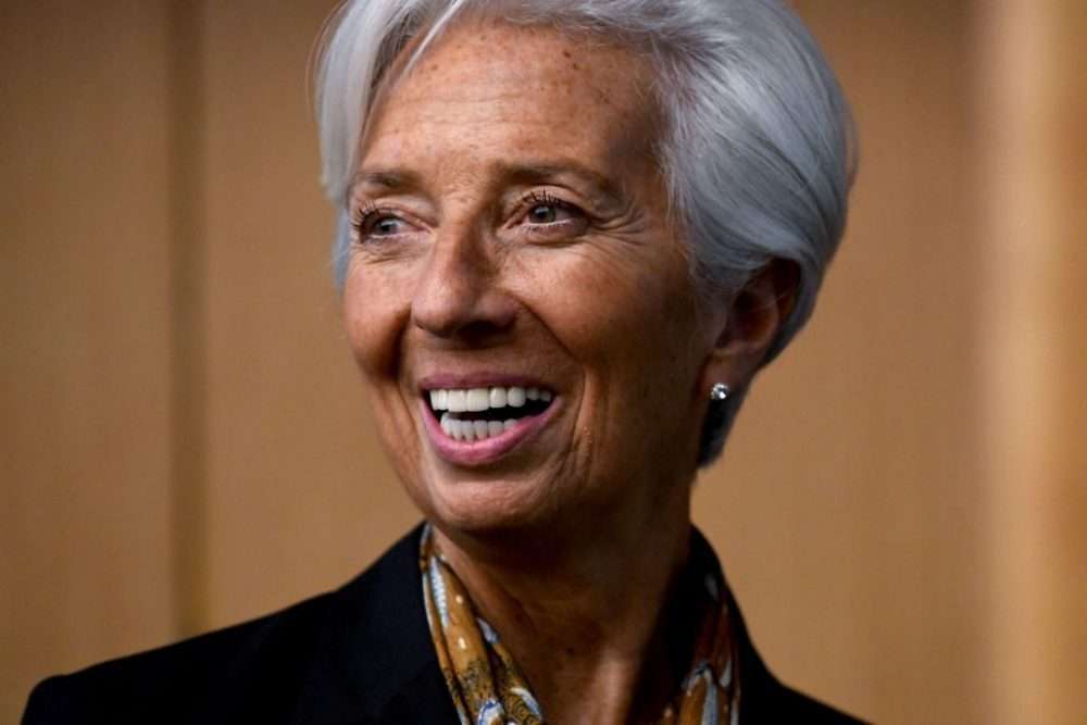 Lagarde: “Per contrastare il caro energia occorre accelerare sulle rinnovabili e tecnologie verdi”