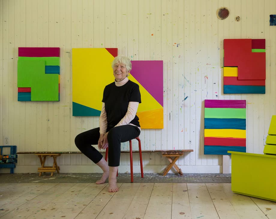 È morta Mary Heilmann, l’artista che sfidò il rigore del Minimalismo