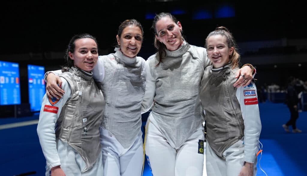 Mondiali di scherma, l'Italia del fioretto femminile vola in finale: sfida agli Stati Uniti per l'oro