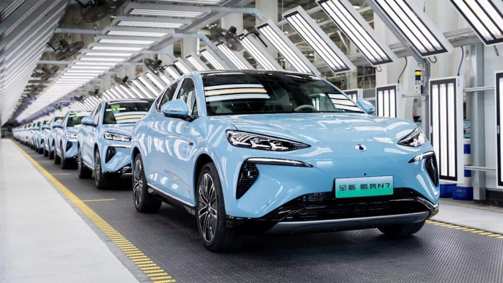 BYD vs Tesla: La Sfida Sulla Ricarica Ultraveloce
