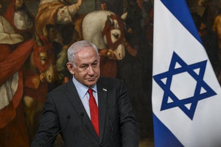 Gaza, la tregua inizierà domani. Netanyahu: "Resteremo pronti a combattere"