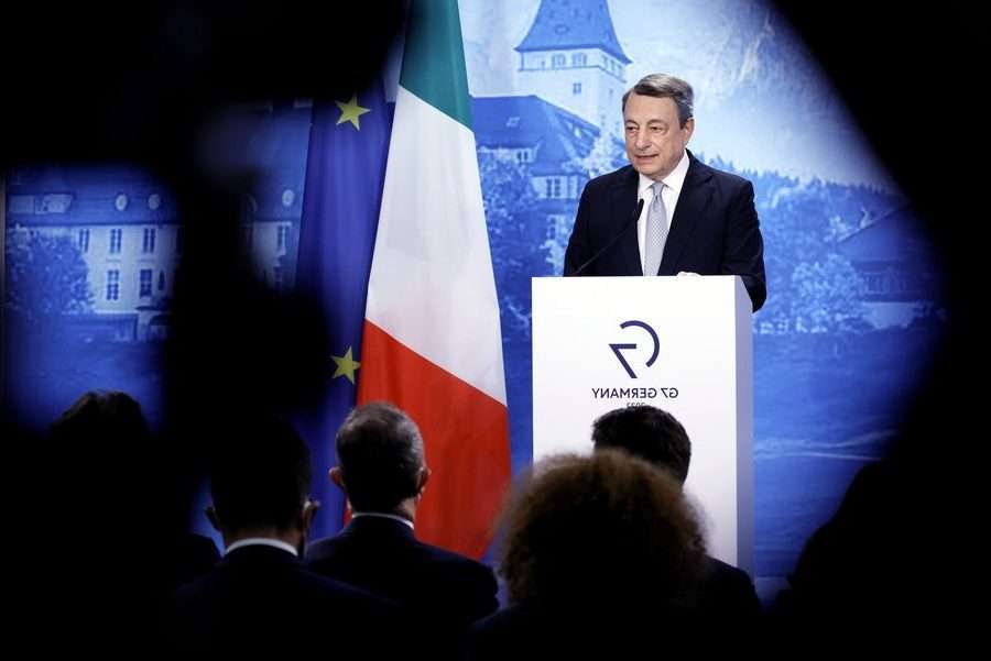 G7, Draghi: “Sosterremo l’Ucraina finchè ce ne sarà bisogno, in arrivo il price cap sul gas ad ottobre”
