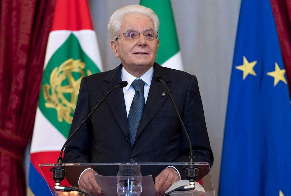 Nel discorso di fine anno il Presidente Mattarella  ricorda che la pace è "obiettivo irrinunciabile che grida la sua urgenza"
