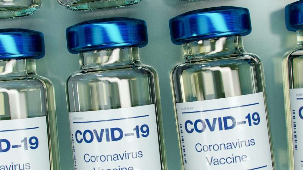 Vaccino anti- Covid, arriva la circolare: raccomandato per fragili, over 60 e sanitari