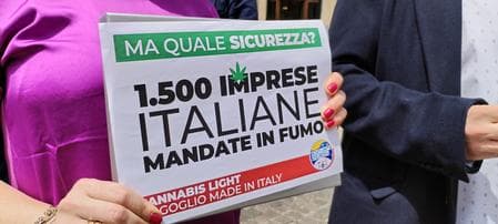 Ddl Sicurezza, stretta sulla Cannabis e introduzione della bodycam per gli agenti