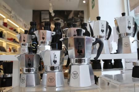 Bialetti, l’orgoglio dell’espresso italiano affonda nel vapore cinese