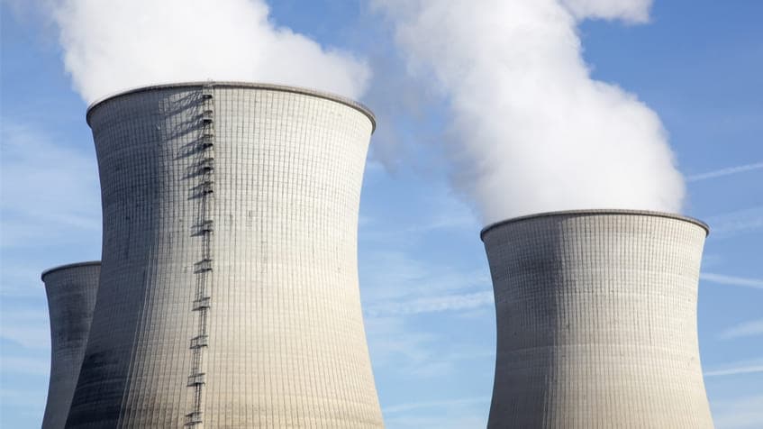 Il nucleare torna in Italia: via libera definitivo alla legge, primi reattori dal 2033
