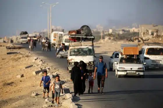 Gaza, l’altra guerra: i clan sfidano Hamas tra violenza, saccheggi e complicità israeliana