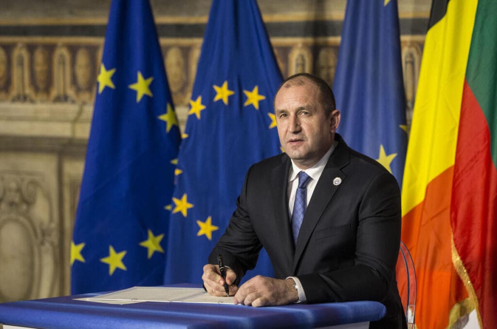 Mar Nero, colpite altre due navi al largo della Bulgaria: una affonda