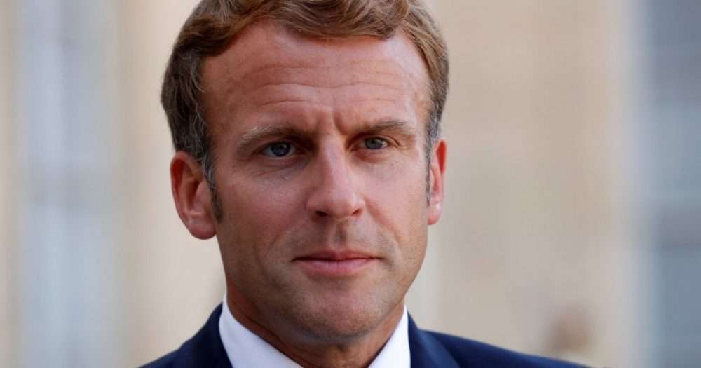 “Voglio rompere le scatole”, Macron attacca i novax e viene sommerso dalle polemiche