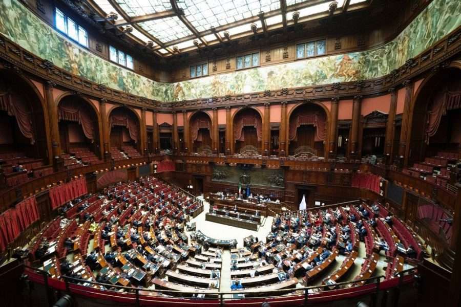 Manovra 2022, entro il 28 dicembre il voto finale del Parlamento