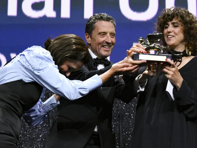 Trionfo al femminile alla 83ª Mostra del Cinema di Venezia: May el-Toukhy vince il Leone d'Oro con "Woman Unknown"