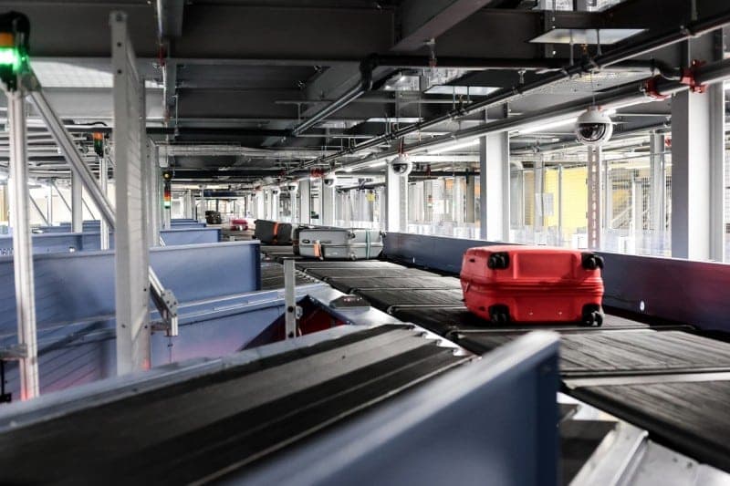 Leonardo potenzia le operazioni aeroportuali negli Stati Uniti: oltre 120 milioni di dollari  per sistemi avanzati di gestione bagagli