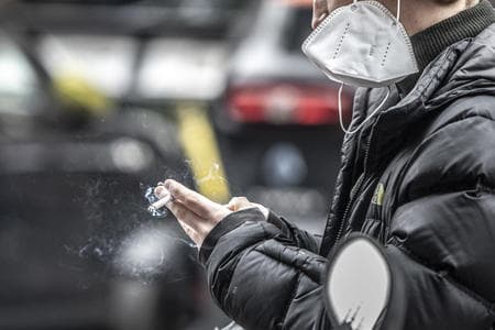 Aumenti per le sigarette, tabacco e trinciati
