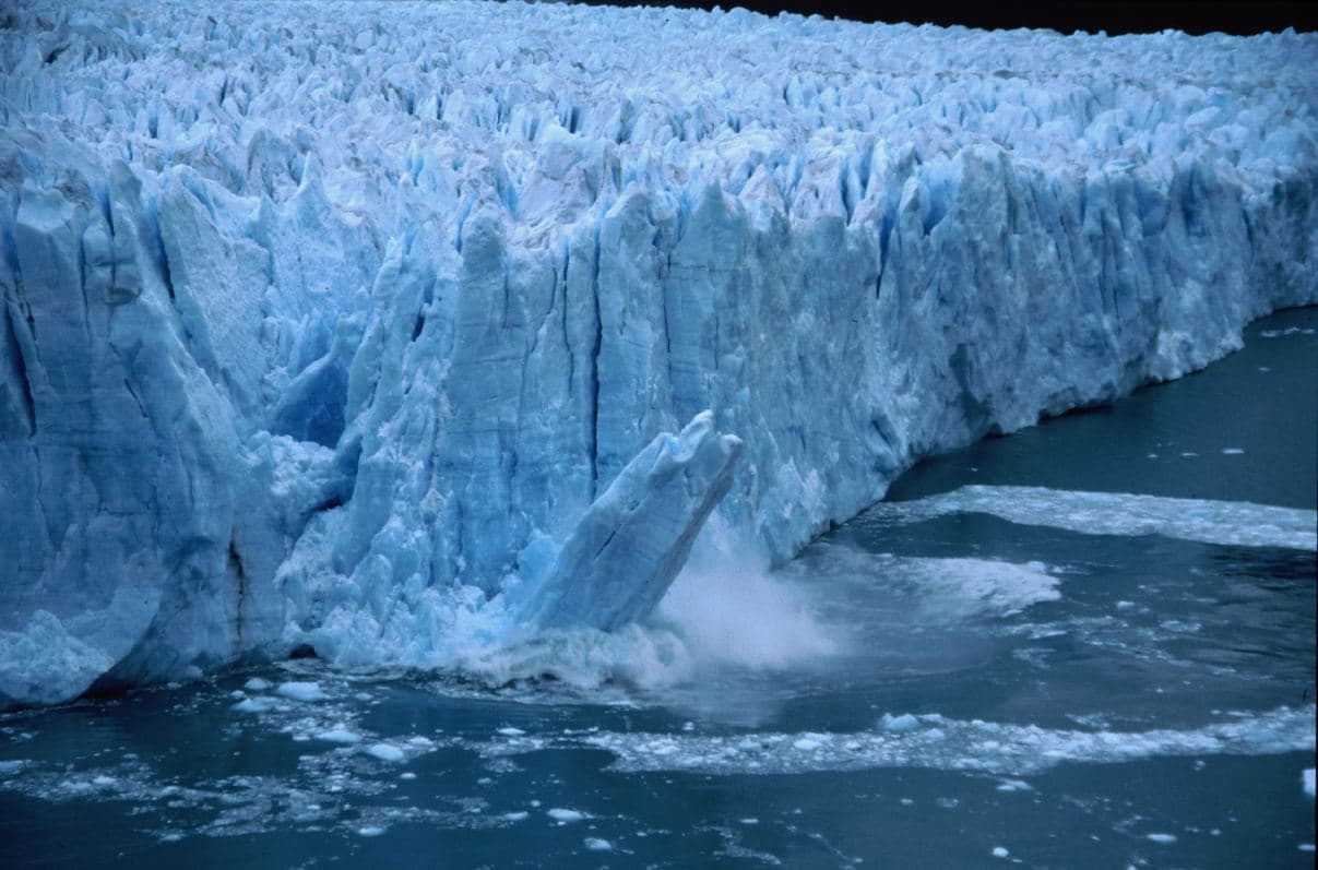 Perito Moreno, arretramento record in Patagonia: il ghiacciaio perde 910 metri in appena 100 giorni