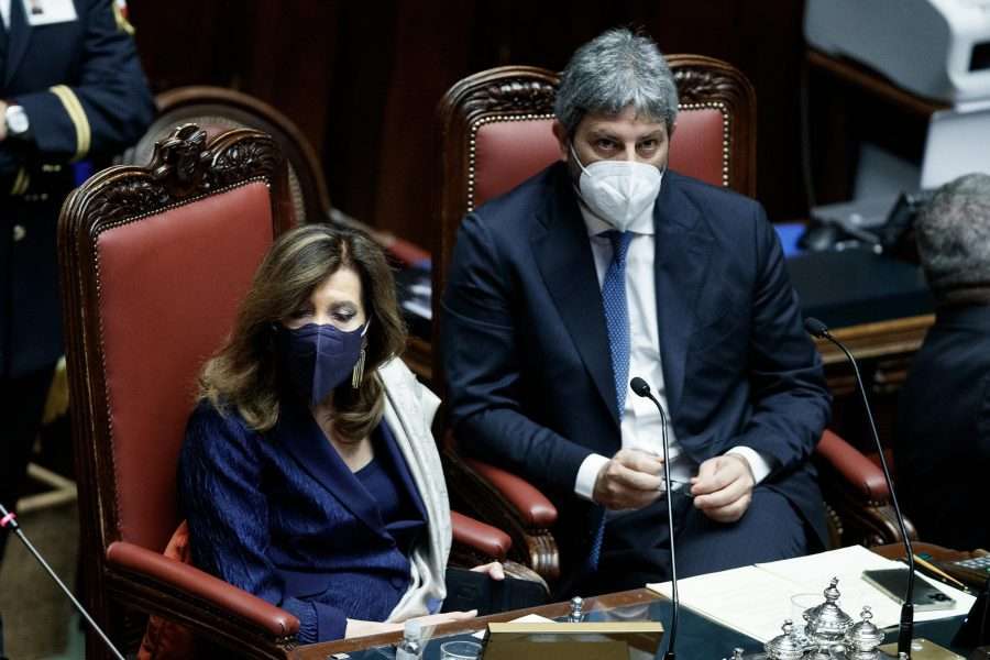 Quirinale: fumata nera al terzo scrutinio, 412 schede bianche e il maggior numero di voti a Mattarella