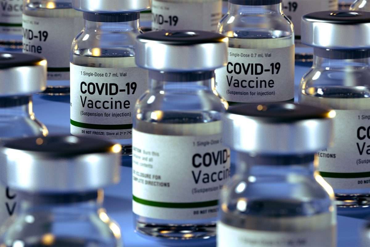 Astrazeneca sospende le sperimentazioni sui bambini e adolescenti. Speranza: “Dobbiamo fidarci dell’Ema”