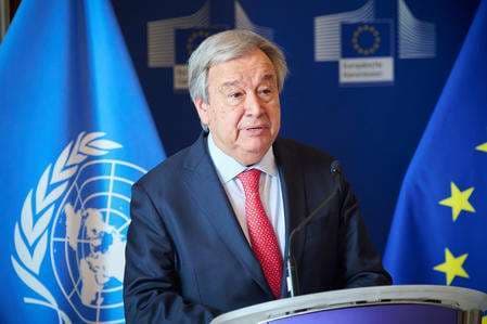 Clima, Guterres: “Gli esseri umani sono come il meteorite che ha causato l’estinzione dei dinosauri”