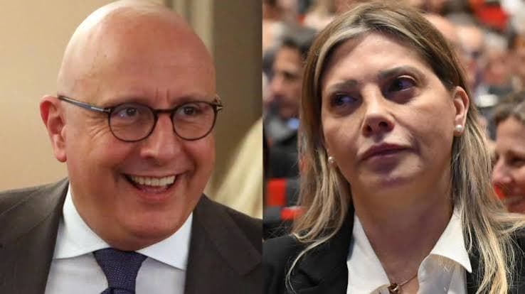 Corruzione in Sicilia, chiesto l’arresto dell’ex vicepresidente Armao: è il marito di Giusi Bartolozzi