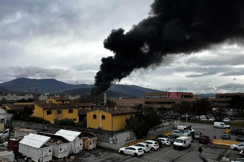 Calenzano, si indaga su manutenzione straordinaria del deposito Eni