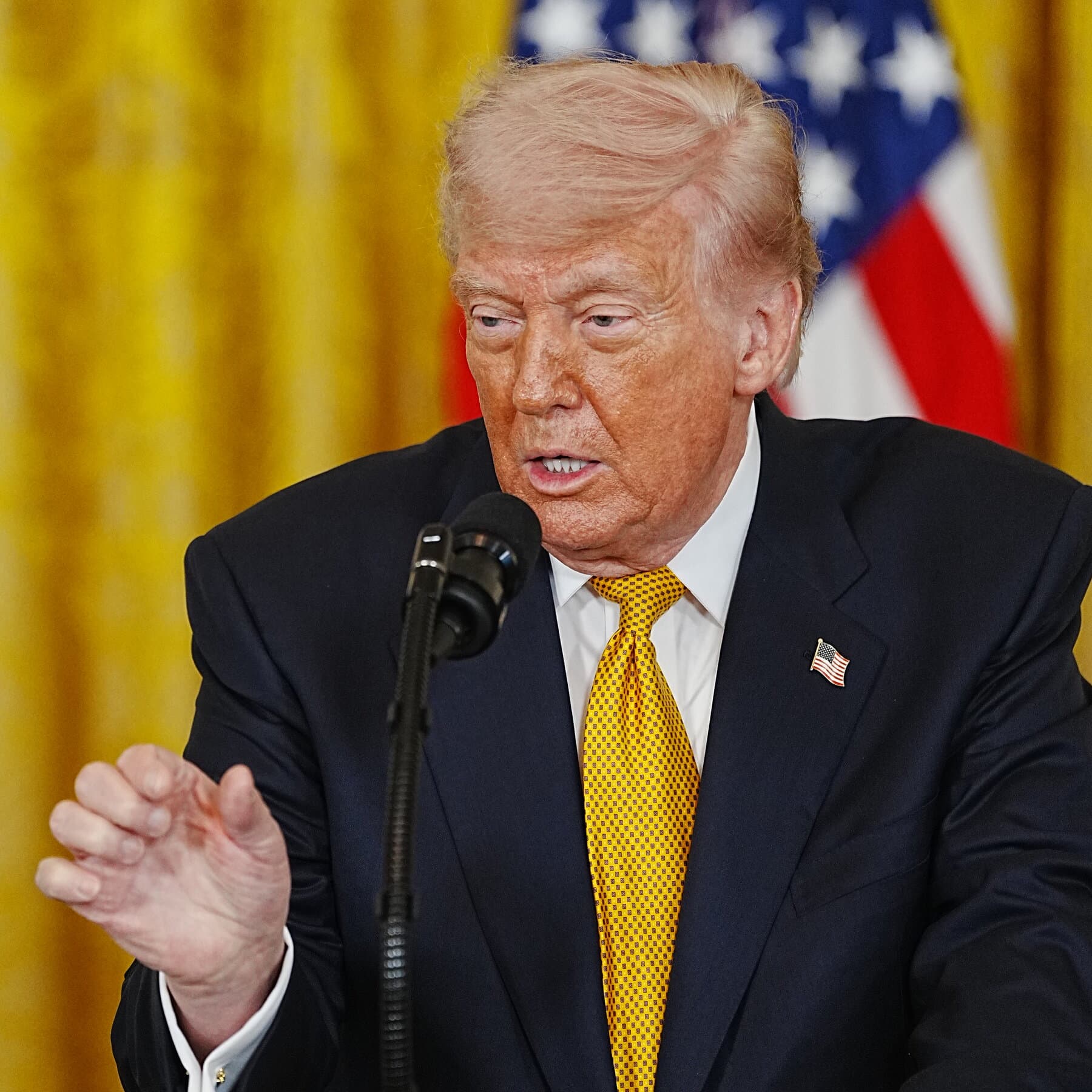 Trump, nel 2028 mi piacerebbe candidarmi, ma la Costituzione lo vieta
