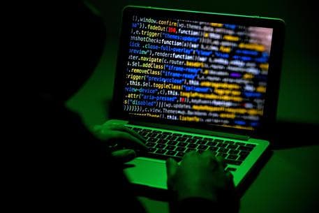 Attacchi hacker russi ai siti istituzionali italiani