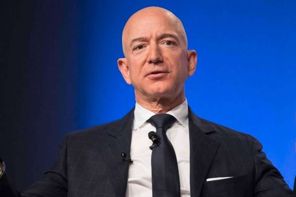 Jeff Bezos inaugura il 20 Luglio l’era dei viaggi spaziali, l’annucio di Blue Origins