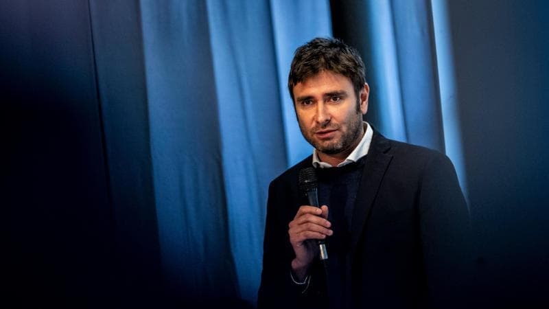 Alessandro Di Battista ricoverato a Cuba, condizioni ancora gravi: in arrivo medici italiani
