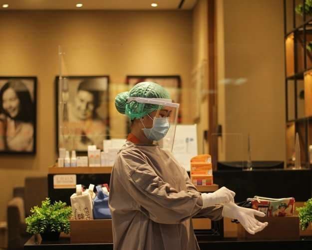 Covid, il personale sanitario italiano candidato al Premio Nobel per la Pace 2021