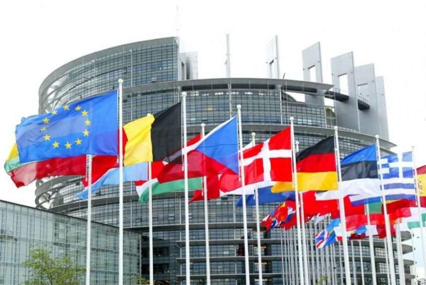 Salario minimo, raggiunto l’accordo tra Consiglio e Parlamento europeo