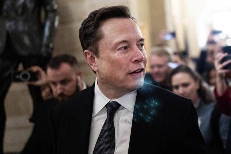 Trump ai suoi: "Musk lascerà l'incarico nel governo"