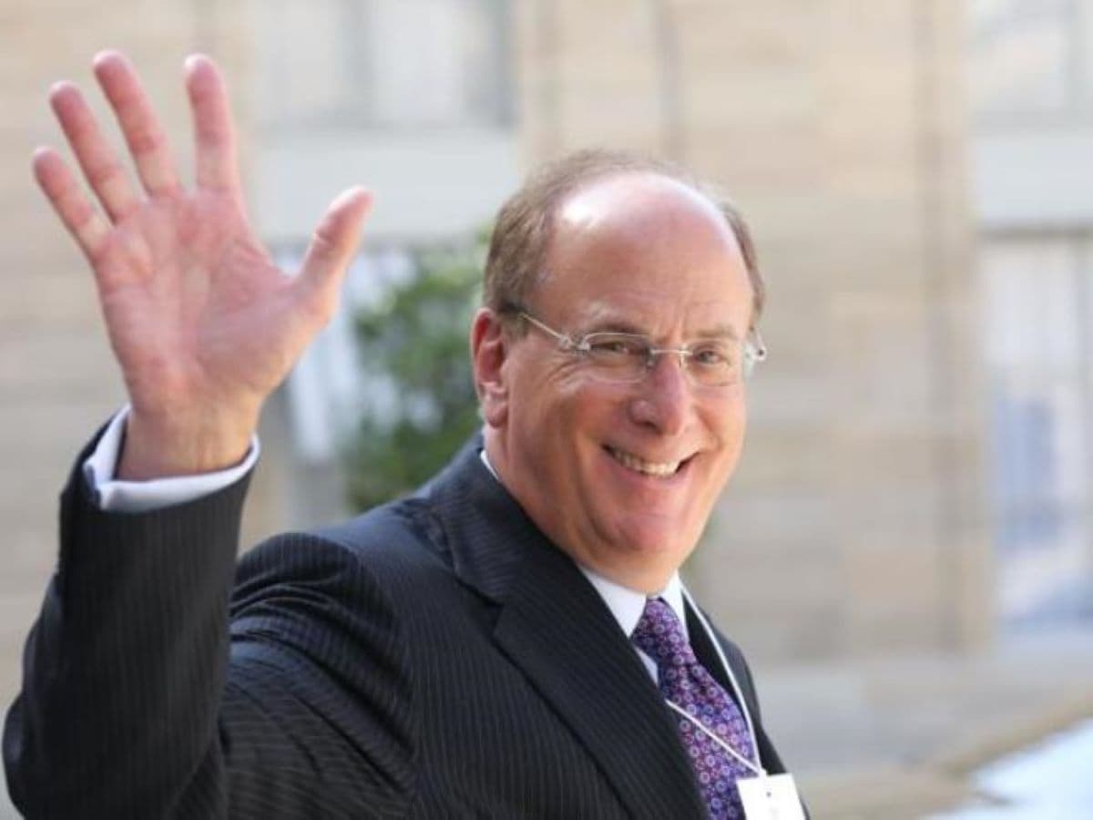 Il fondo usa BlackRock vuole investire in Italia, Meloni incontra l'ad Fink