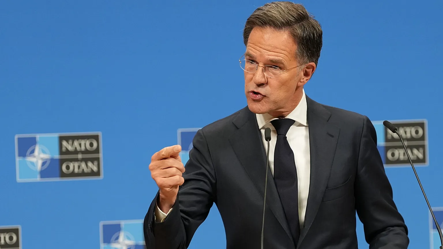 Rutte rilancia il ruolo dell'Europa nella NATO: "È il momento di assumersi maggiori responsabilità"